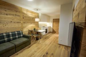 A kitchen or kitchenette at Residence Stefansdorf
