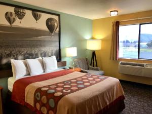 Voodi või voodid majutusasutuse Super 8 by Wyndham Union Gap Yakima Area toas