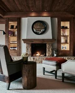 Area soggiorno di The Alpina Gstaad