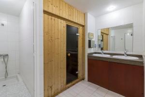 Koupelna v ubytování NEW VIP piscina y gimnasio
