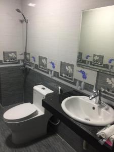 Phòng tắm tại Ngọc Anh Hotel