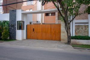Edifici on està situat l'hostal o pensió