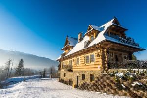 Výhľad na hory alebo výhľad na hory priamo z of the bed and breakfast