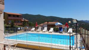 A view of the pool at Casa vacanze "La Caldosa" or nearby
