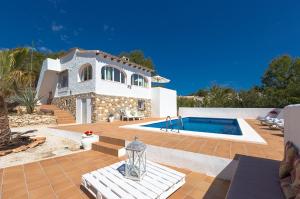 Villa con piscina y casa en Villas Guzman - Milou, en Benissa