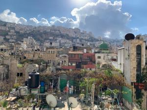 Afbeelding uit fotogalerij van Orient Hotel in Nablus