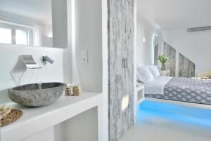 Postel nebo postele na pokoji v ubytování Elegant Mykonos