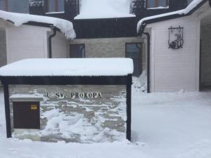 Zdjęcie z galerii obiektu St. Prokop Luxury Apartments 254 w mieście Boží Dar