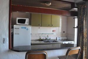 Una cocina o kitchenette en Departamento en San Bernardo, partido de la costa