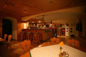 Restaurace v ubytování Alpenhotel Neuwirt
