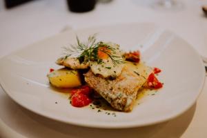 Essen im Hotel oder in der Nähe