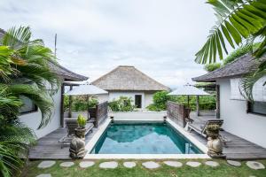 Piscina en o cerca de Bersantai Villas Lembongan Island