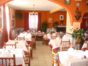 Gallery image of Hostal Madrid Paris in Buitrago del Lozoya