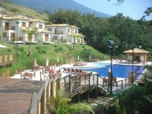 Nespecifikovaný výhled na hory nebo výhled na hory při pohledu z vily