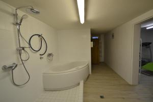 Ein Badezimmer in der Unterkunft Haus Solaris
