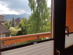 Výhľad na hory alebo výhľad na hory priamo z apartmánu