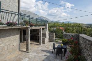Balkón nebo terasa v ubytování Villa Cetina - Apartment with a view