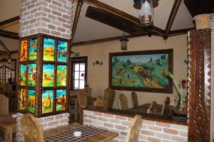 Gallery image of HANUL TENTEA in Săcel +8 photos