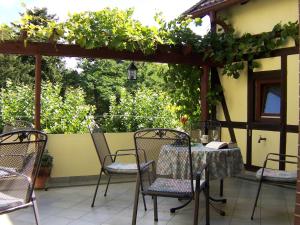 Φωτογραφία από το άλμπουμ του Gästehaus Hebinger am Schlosspark σε Deidesheim