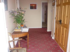 Gambar di galeri bagi Castle View B&B di Freshford
