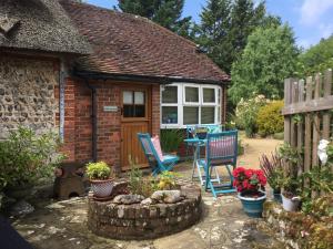 Gallery image of Thatched Cottage in Pulborough