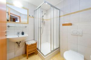 Koupelna v ubytování Das kleine Bio Hotel Tiefenbach