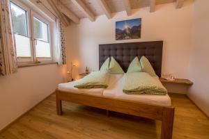 Posteľ alebo postele v izbe v ubytovaní Ferienwohnung Lechleitner
