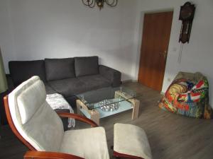 Posezení v ubytování Ferienhaus Tschenett