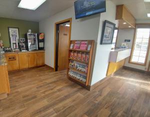 Gallery image of Super 8 by Wyndham Minot Airport in Minot