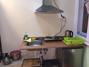 Fotografie z fotogalerie ubytování Zimmerfrei-Dresden mit Bad-Miniküche Self Check In 24-7 v Drážďanech