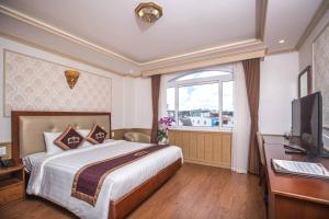 Μια τηλεόραση ή/και κέντρο ψυχαγωγίας στο Roy Dala Hotel