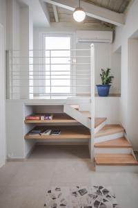 Postel nebo postele na pokoji v ubytování Stylish Studio Apartment - 8F House