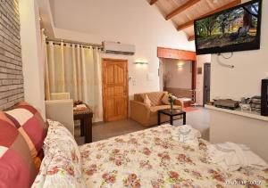 Gallery image of Hahar Aatzil in H̱azon