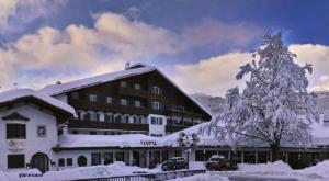 Gallery image of Hotel Savoia dal 1924 in San Martino di Castrozza