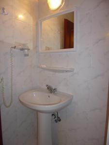 Kupaonica u objektu Albayrak Hotel