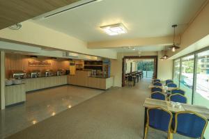 Dapur atau dapur kecil di Hotel Rose Hill