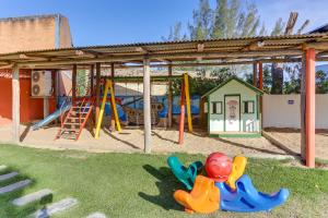 Pousada Barra Mar tesisinde çocuk oyun alanı