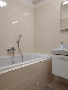 Kylpyhuone majoituspaikassa Košice Smart Apartmán