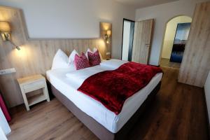 Posteľ alebo postele v izbe v ubytovaní Aktiv Hotel Karnia