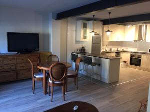 Η κουζίνα ή μικρή κουζίνα στο Apartamento Vielha