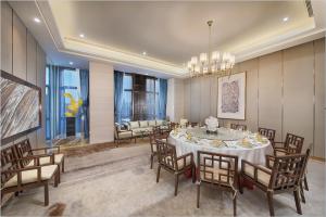 Posezení v ubytování Shenyang Huaqiang Novlion Hotel