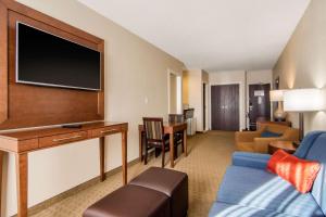 Gallery image of Comfort Inn & Suites in Medicine Hat