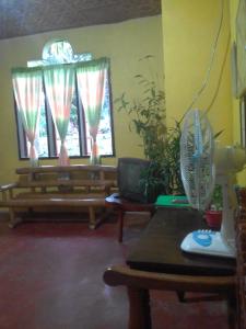 Seating area sa Vangie Guesthouse