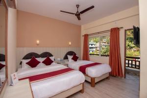 Uma cama ou camas num quarto em The Country Yard