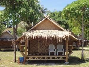 Garður fyrir utan Varin Village Koh Lipe