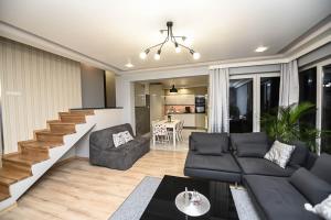 Posedenie v ubytovaní Apartament Wróbelkowo