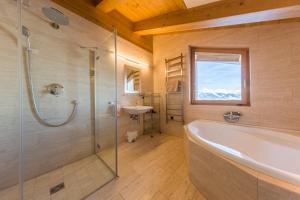 Ένα μπάνιο στο Chalet Enchanteur
