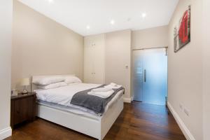 Stunning Soho Apartment