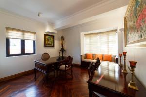 Posezení v ubytování Lamarque Dalat Villa