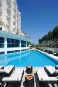 Bazén v ubytování Hotel Lido nebo v jeho okolí